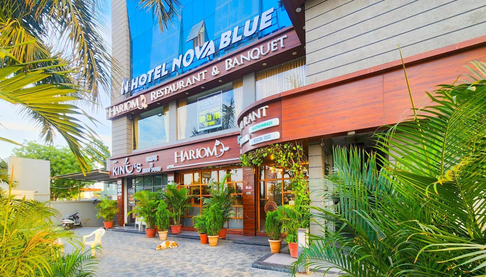 Hotel Nova Blue Ахмедабад Екстер'єр фото